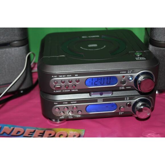 Curtis Digital CD Radio Compact Stereo System With Remote And Speakers RCD633 - Picture 9 of 16